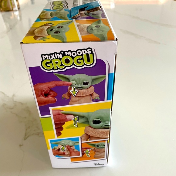 STAR WARS Mixin' Moods Grogu, 20+ Posable Expressions, 5” Tall Grogu Toy. New. - Picture 9 of 9